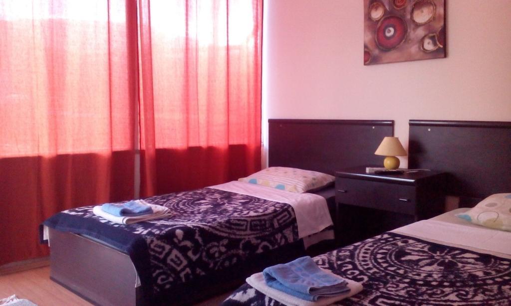 Motel Le Village Скопье Номер фото